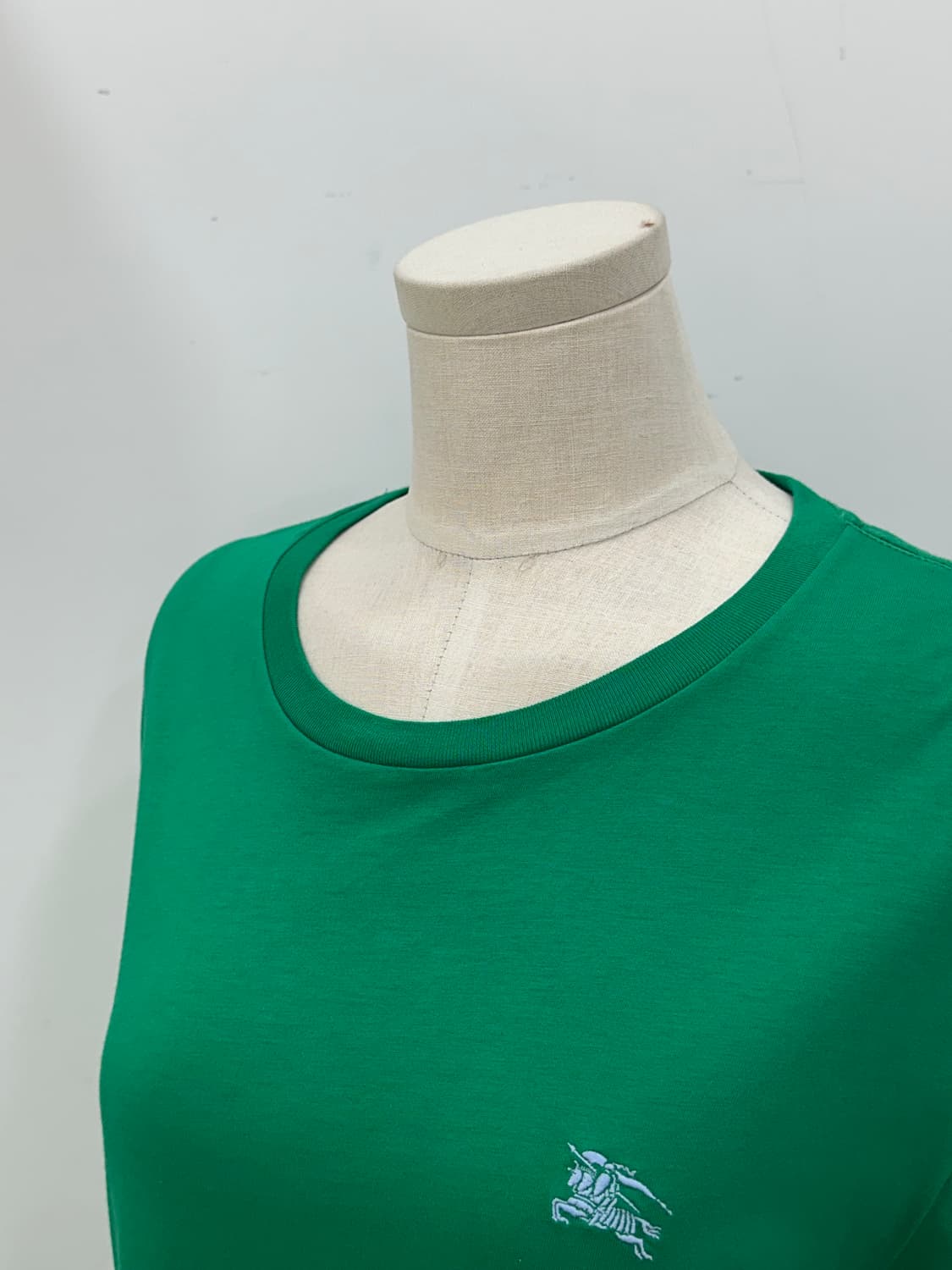 버버리 라운드 반팔 상품이미지6