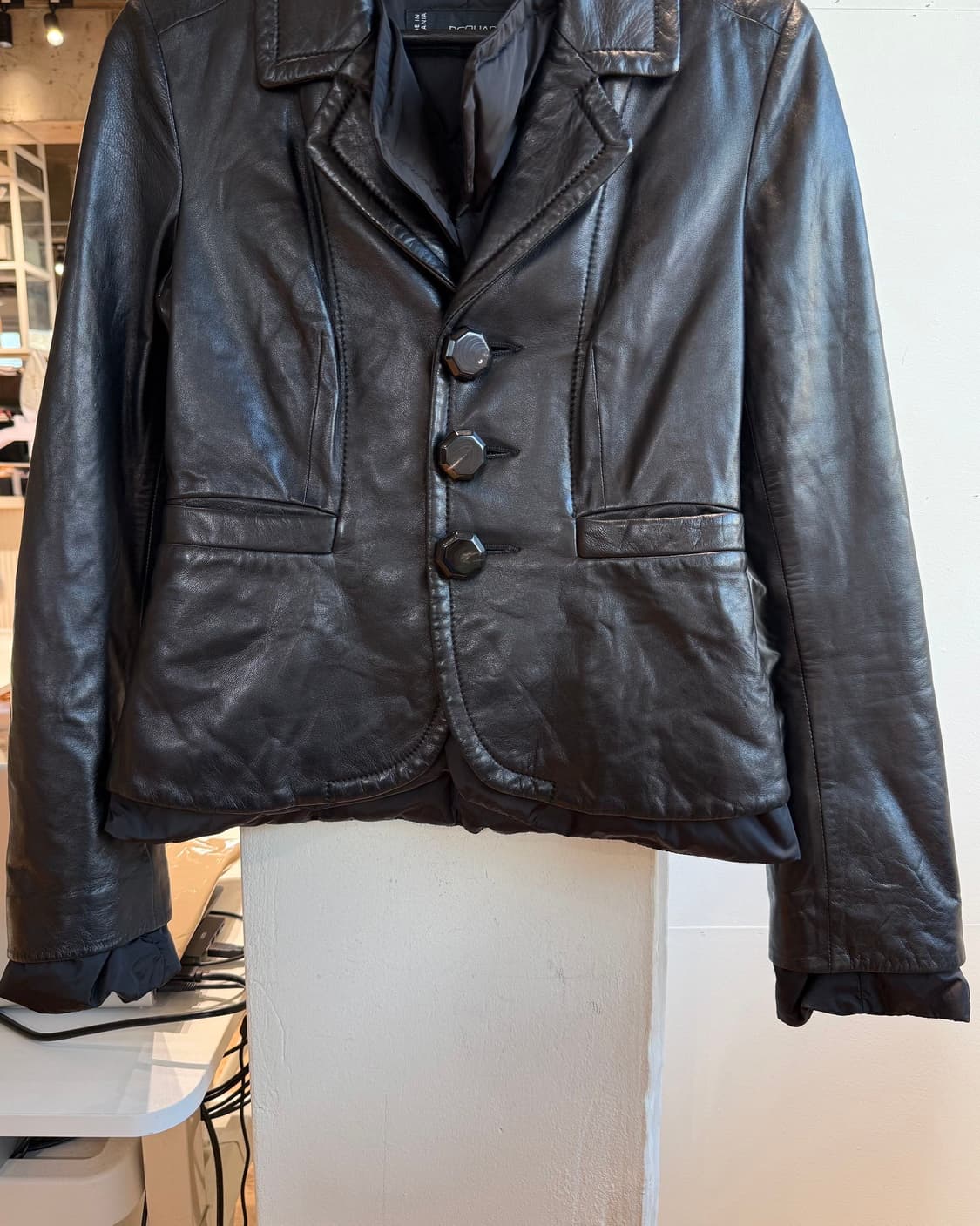 디스퀘어드2 블랙 쉽스킨 덕다운 자켓 상품이미지6