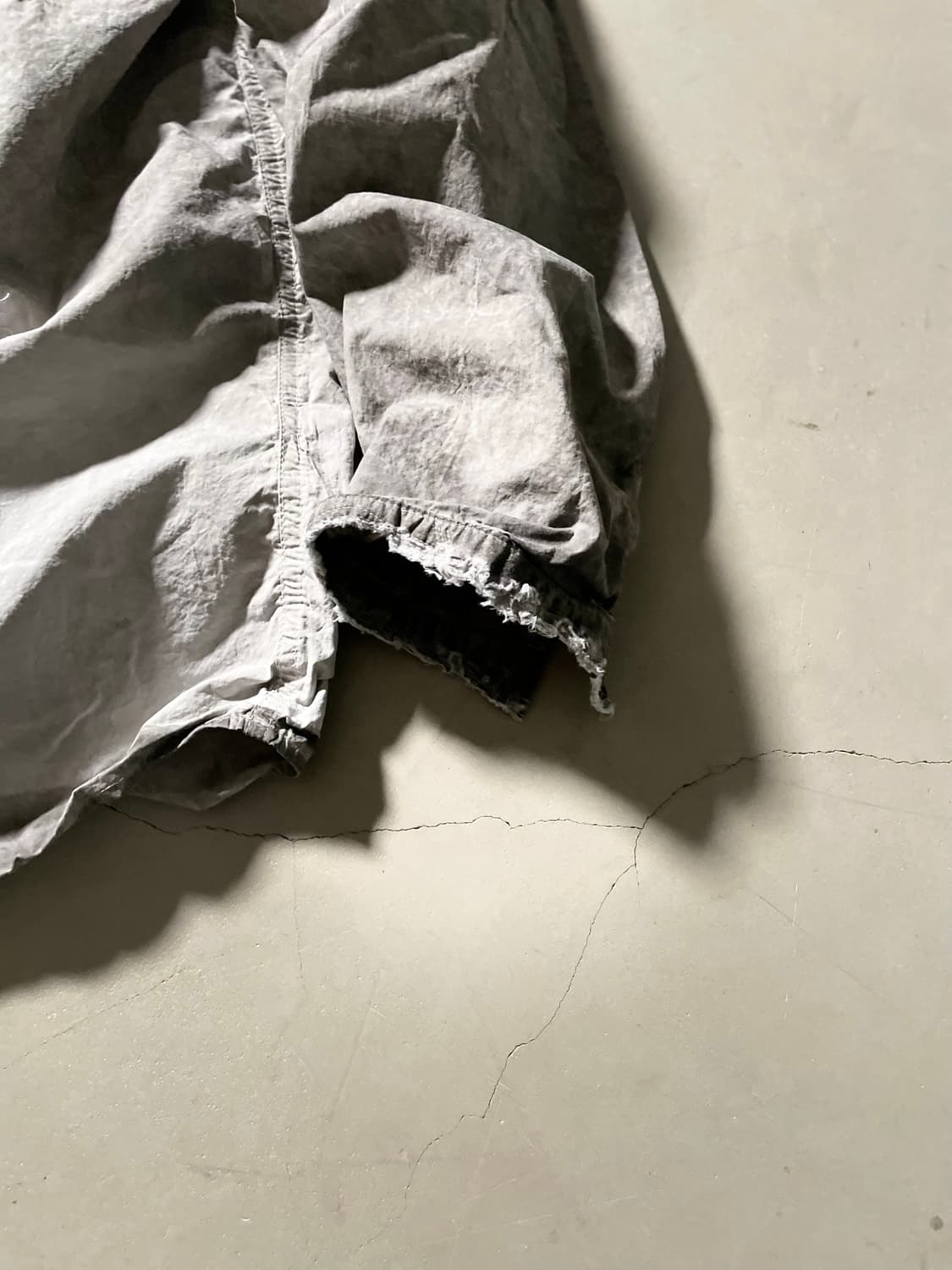 KZ ATELIER Dyed Distressed Pullover 상품이미지4