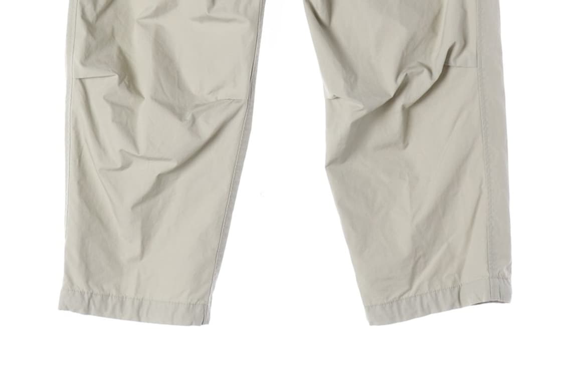 유니클로 와이드 핏 치노 팬츠 베이지 상품이미지5