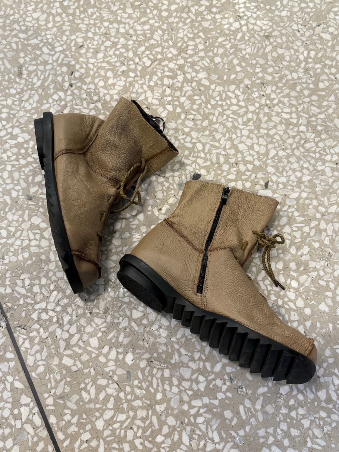 Clarsunny Leather Boots  상품이미지2