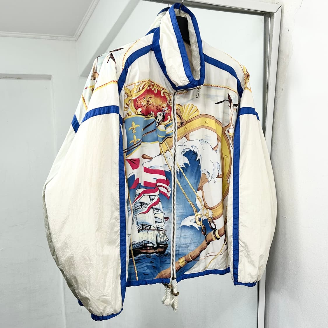 East West 패턴 나일론 자켓 상품이미지1