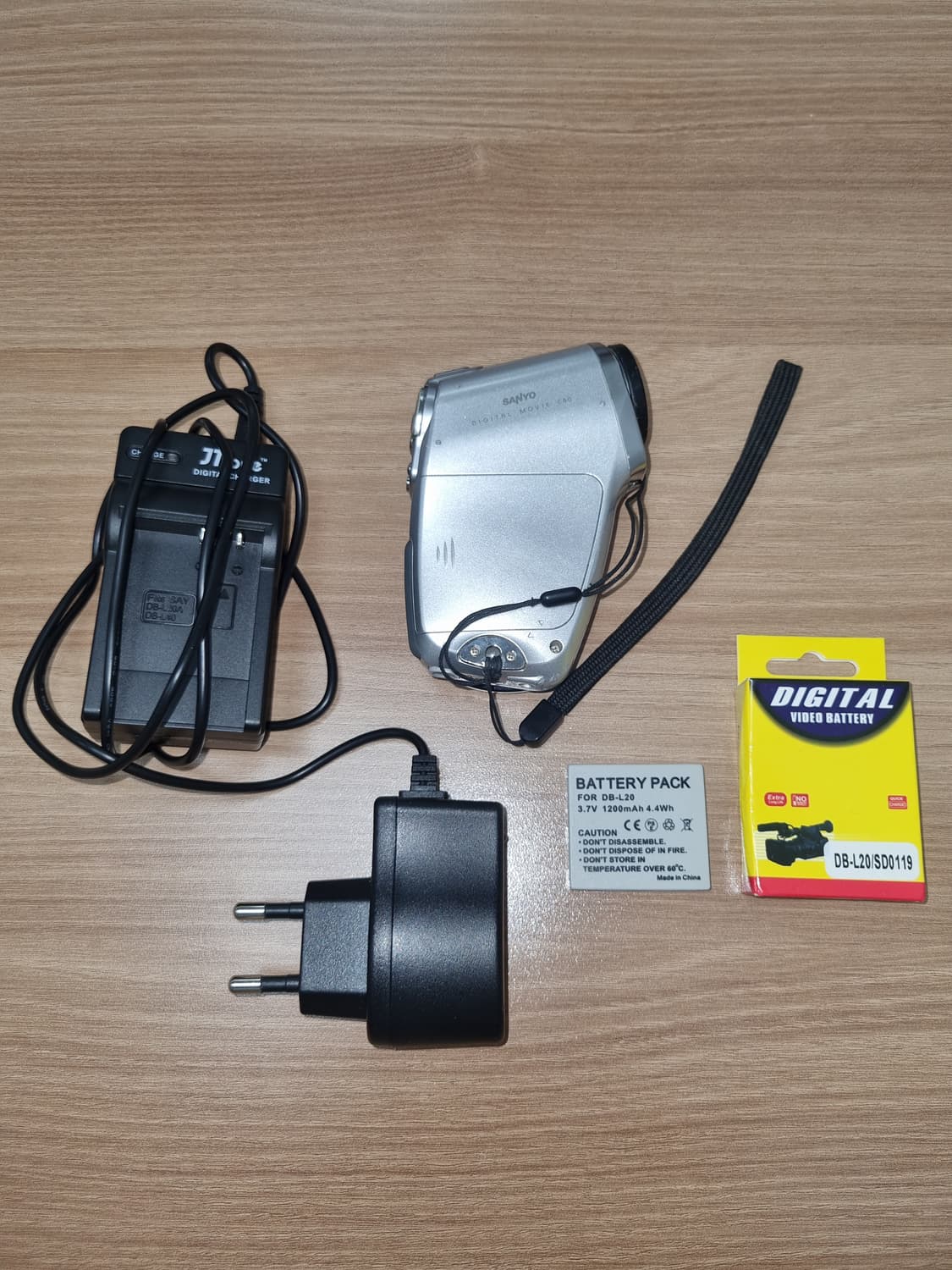 Sanyo Xacti DMX-C40 | 산요 작티 디지털 캠코더 카메라 상품이미지3