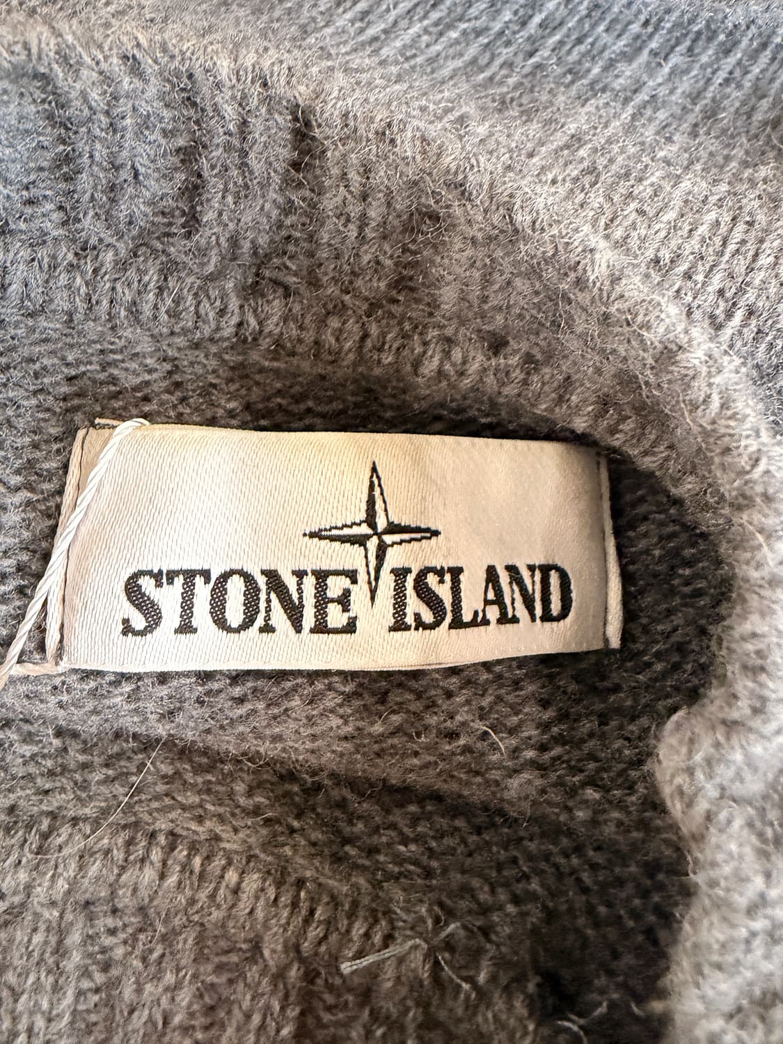 스톤아일랜드 와펜 울 니트 스웨터 상품이미지4