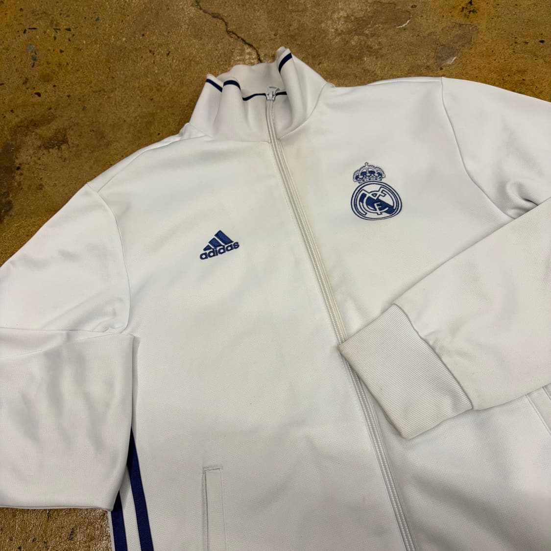 아디다스 레알 마드리드 화이트 네이비 져지 트랙탑 90 상품이미지1