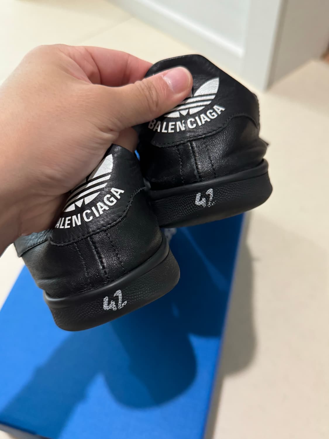 [42] 아디다스 발렌시아가 스탠스미스 블랙 상품이미지4