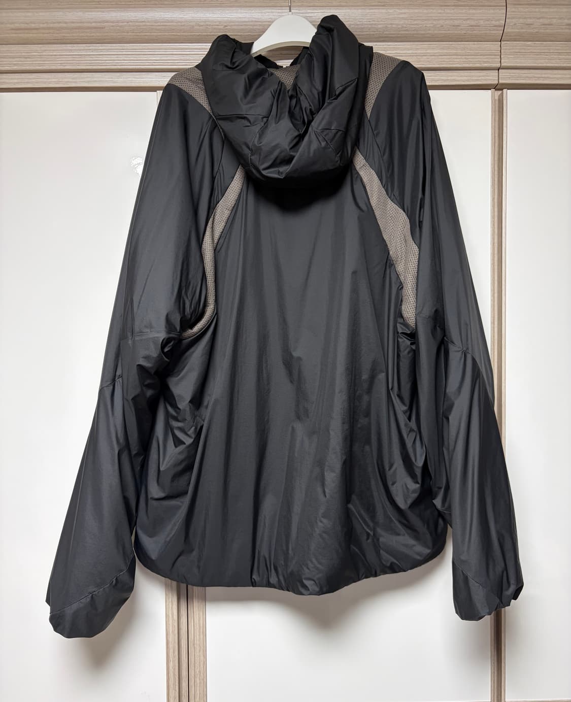 [3] Goldwin0 zoned insulation jacket 블랙 상품이미지2