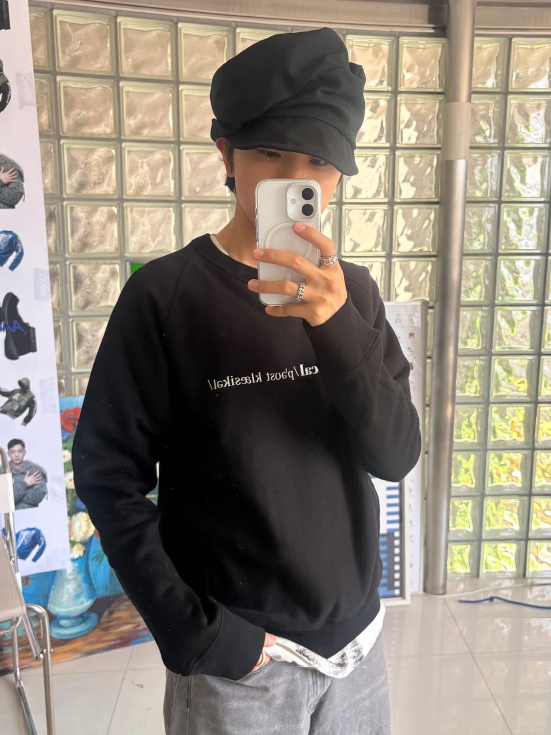 Post-classicalcrewneck sweatshirt 상품이미지1