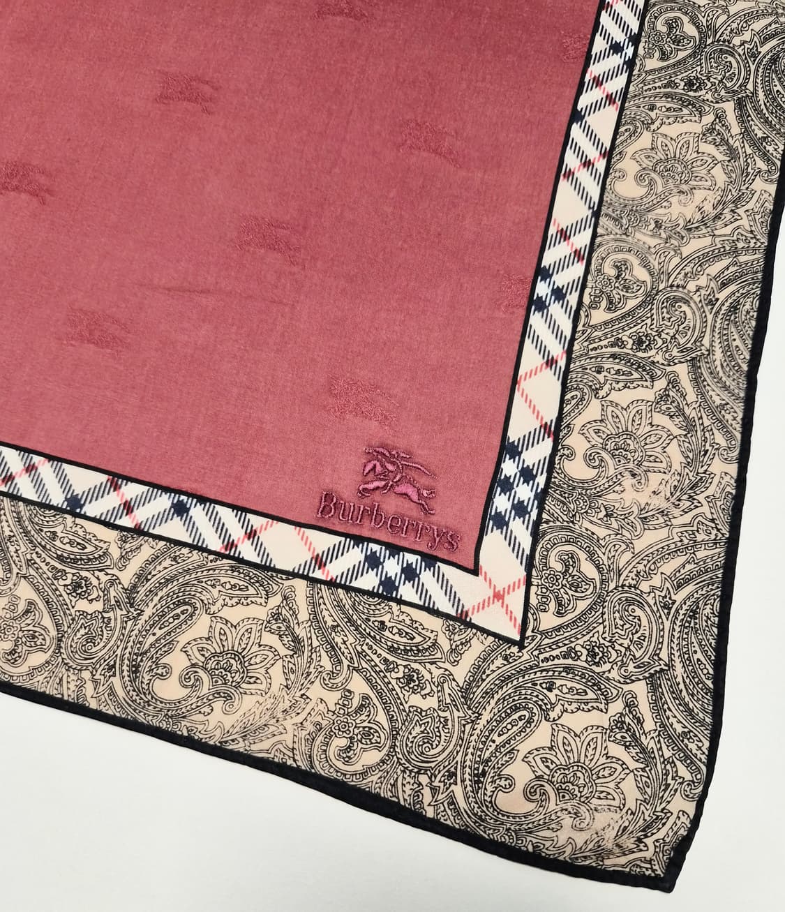 버버리 노바체크 버건디 쁘띠 스카프 손수건 머플러  상품이미지3