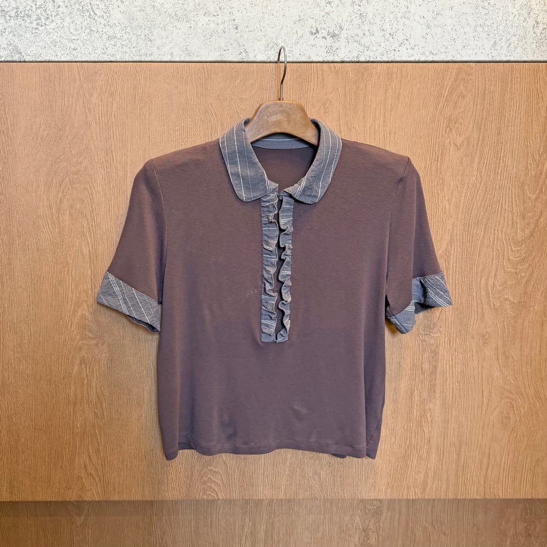 빈티지 반팔 티셔츠 스트라이프 카라 프릴 디테일 루즈핏 브라운 상품이미지5