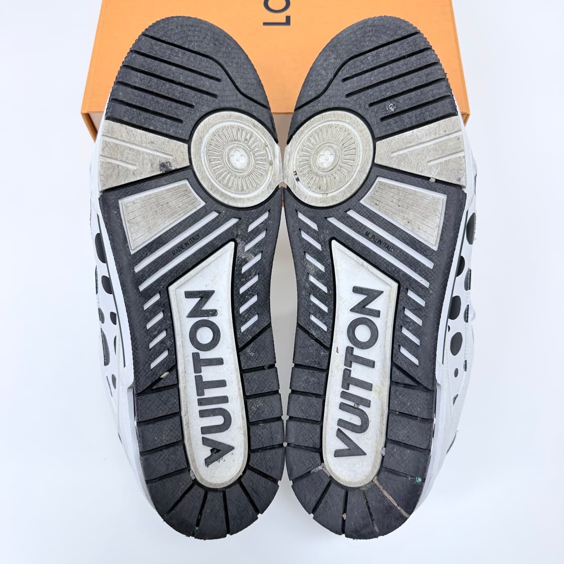 [A급/275] 루이비통 x 쿠사마 야요이 트레이너 스니커즈 블랙 상품이미지9