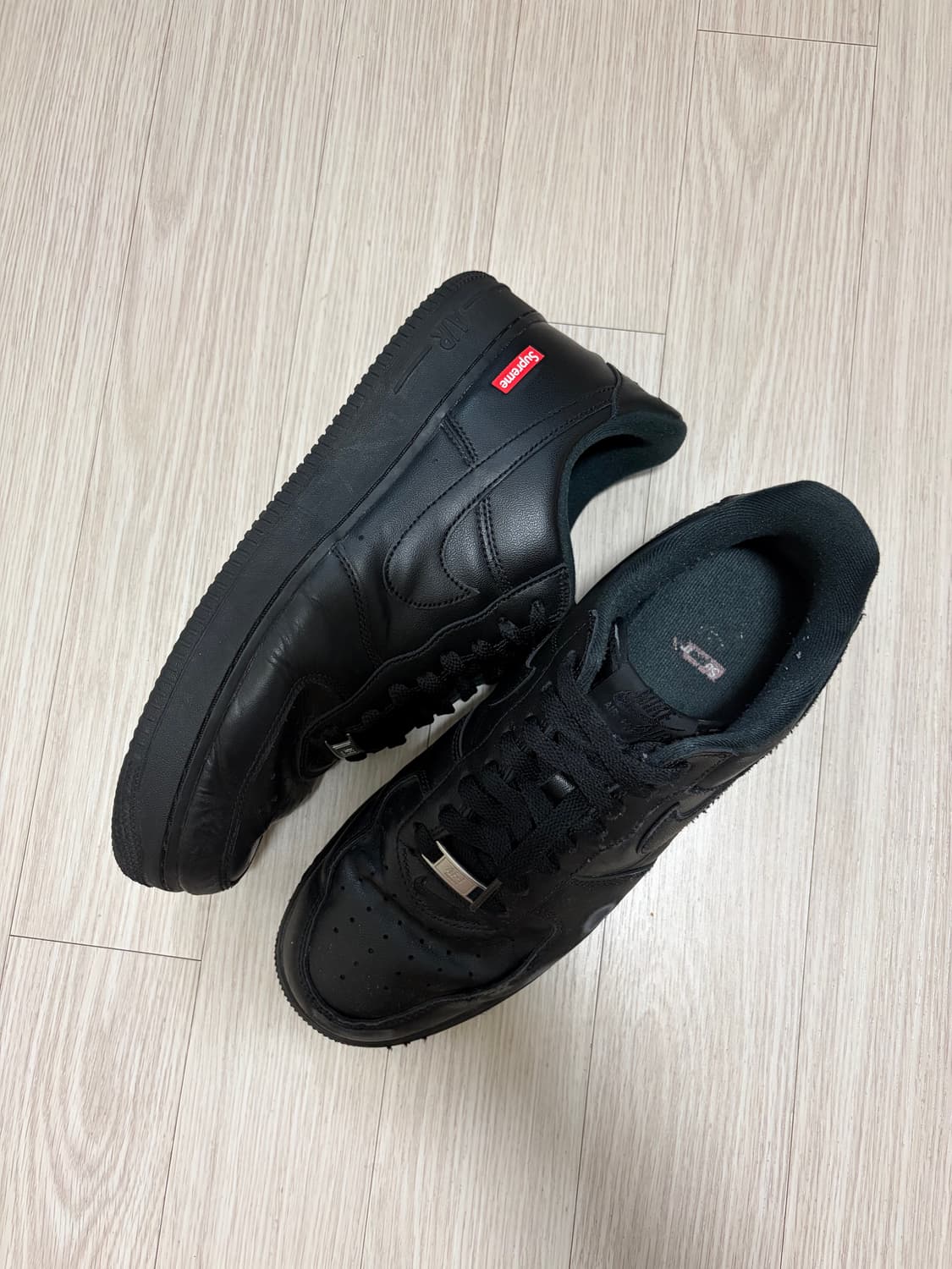 나이키 슈프림 에어포스1 블랙 상품이미지1