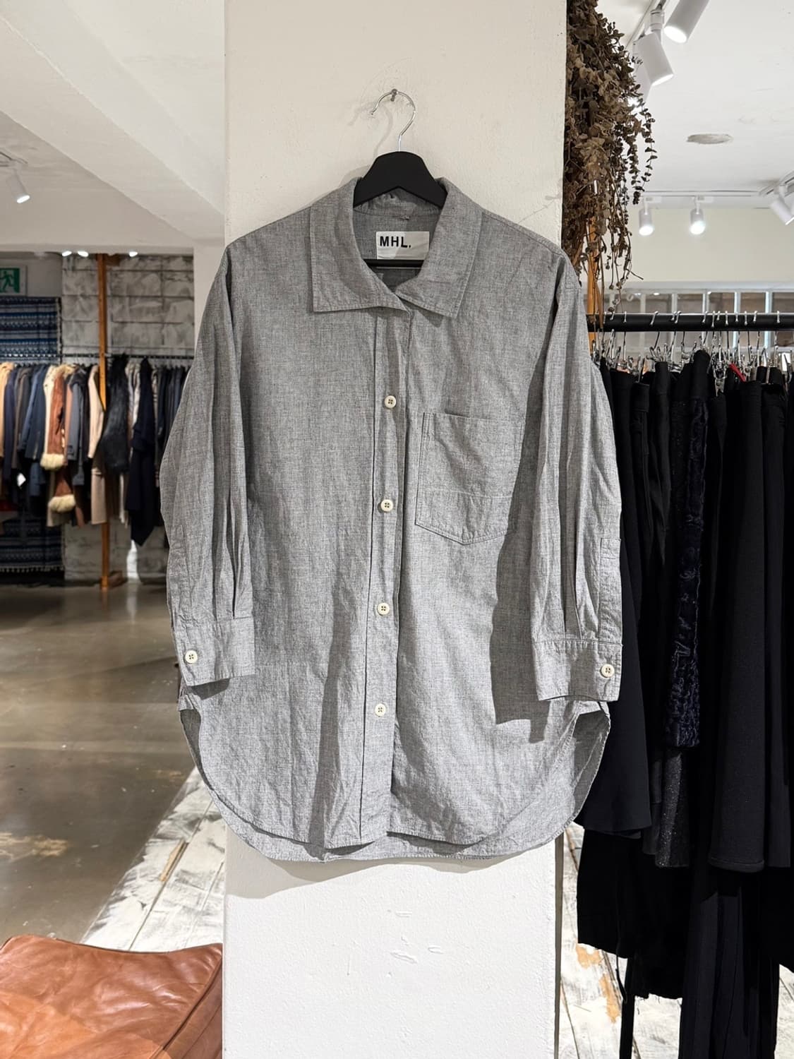 mhl 마가렛 호웰 그레이 코튼 리넨 포켓 롱 셔츠 상품이미지1