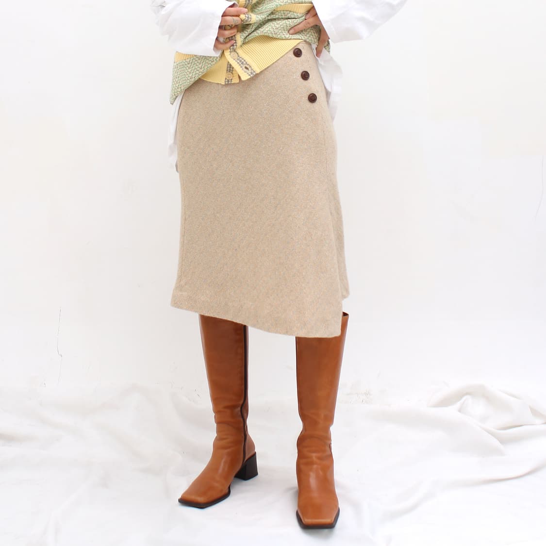 일본 빈티지 울 헤링본 버튼 베이지 언발란스 슬릿 트임 미디 에이라인 스 상품이미지6