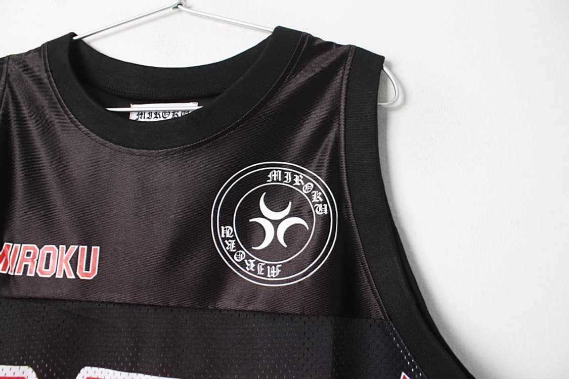 데니아 맨즈 슬리브리스 탑 상품이미지4