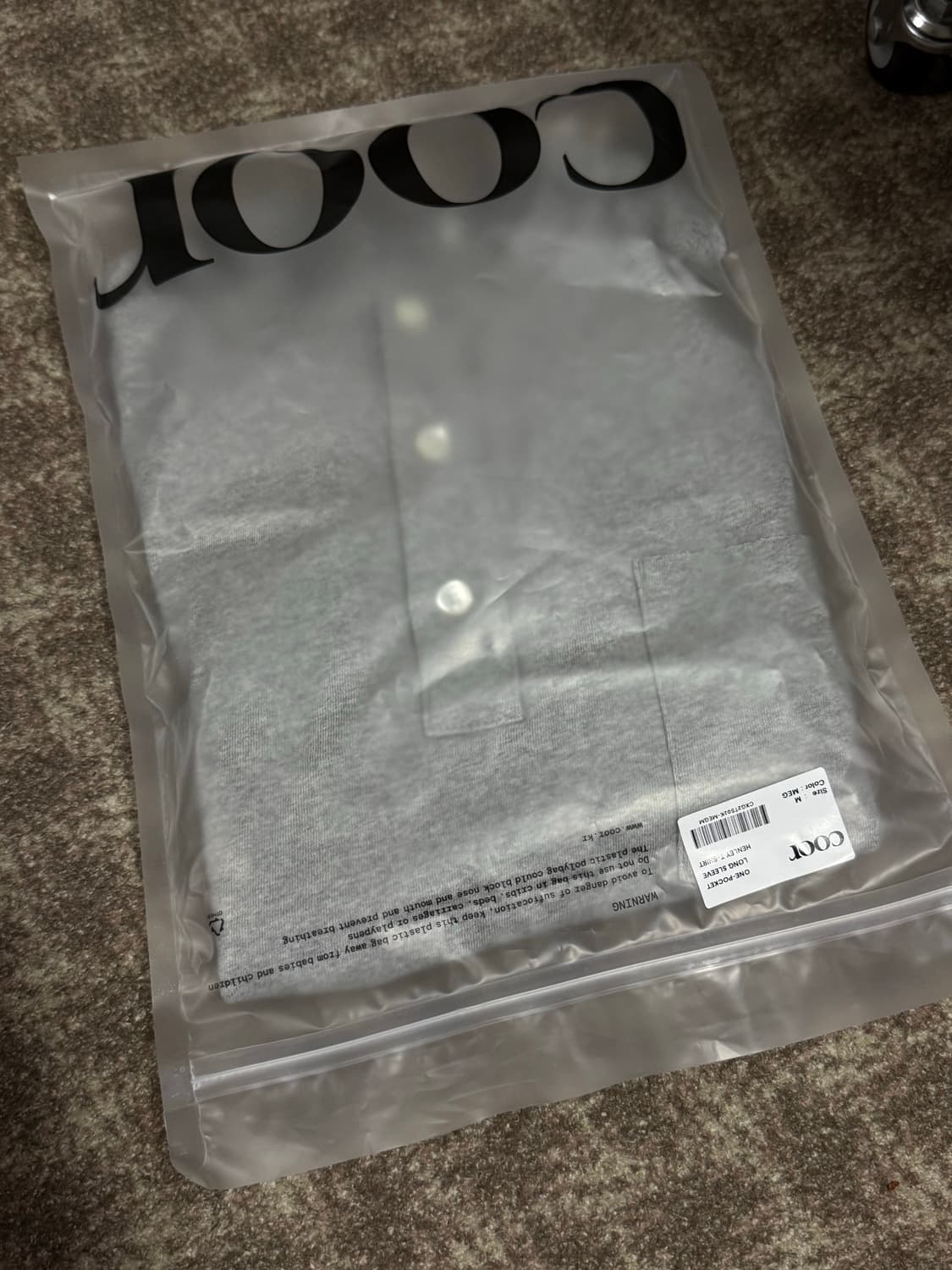 Coor 포켓 헨리넥 긴팔티 회색 상품이미지1