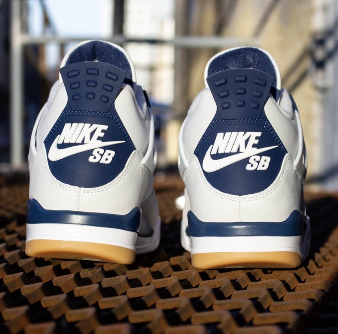 나이키 SB 조던 4 레트로 SP 네이비 색상 상품이미지4