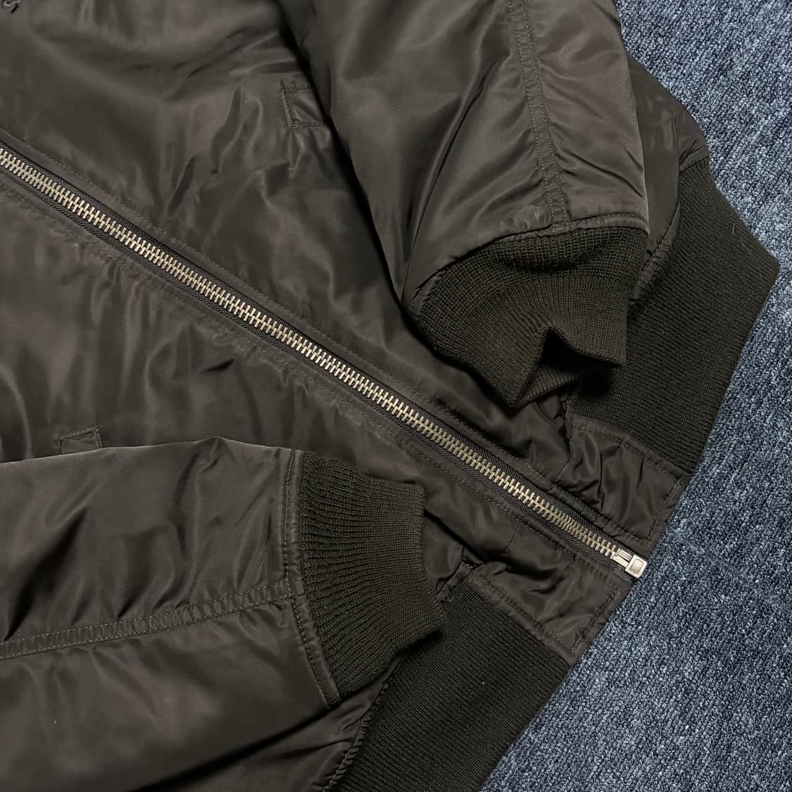 쇼트 ma-1 항공점퍼 블랙 상품이미지2