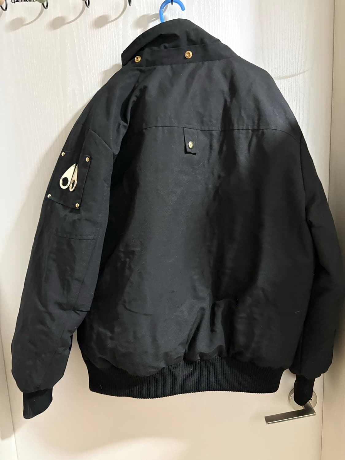 무스너클 금장 패딩 XL 상품이미지2