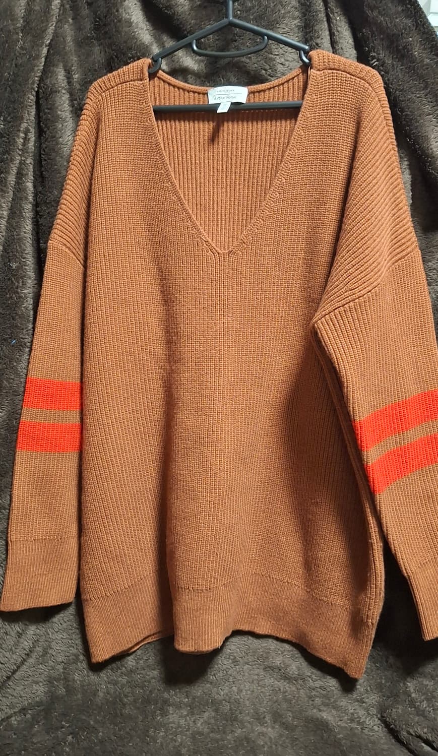 앤아더스토리즈 브이넥 니트 스웨터 상품이미지1