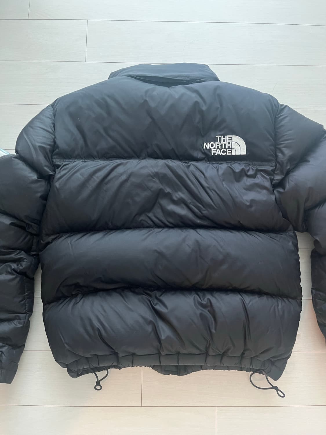 노스페이스 눕시 숏패딩 블랙 상품이미지4