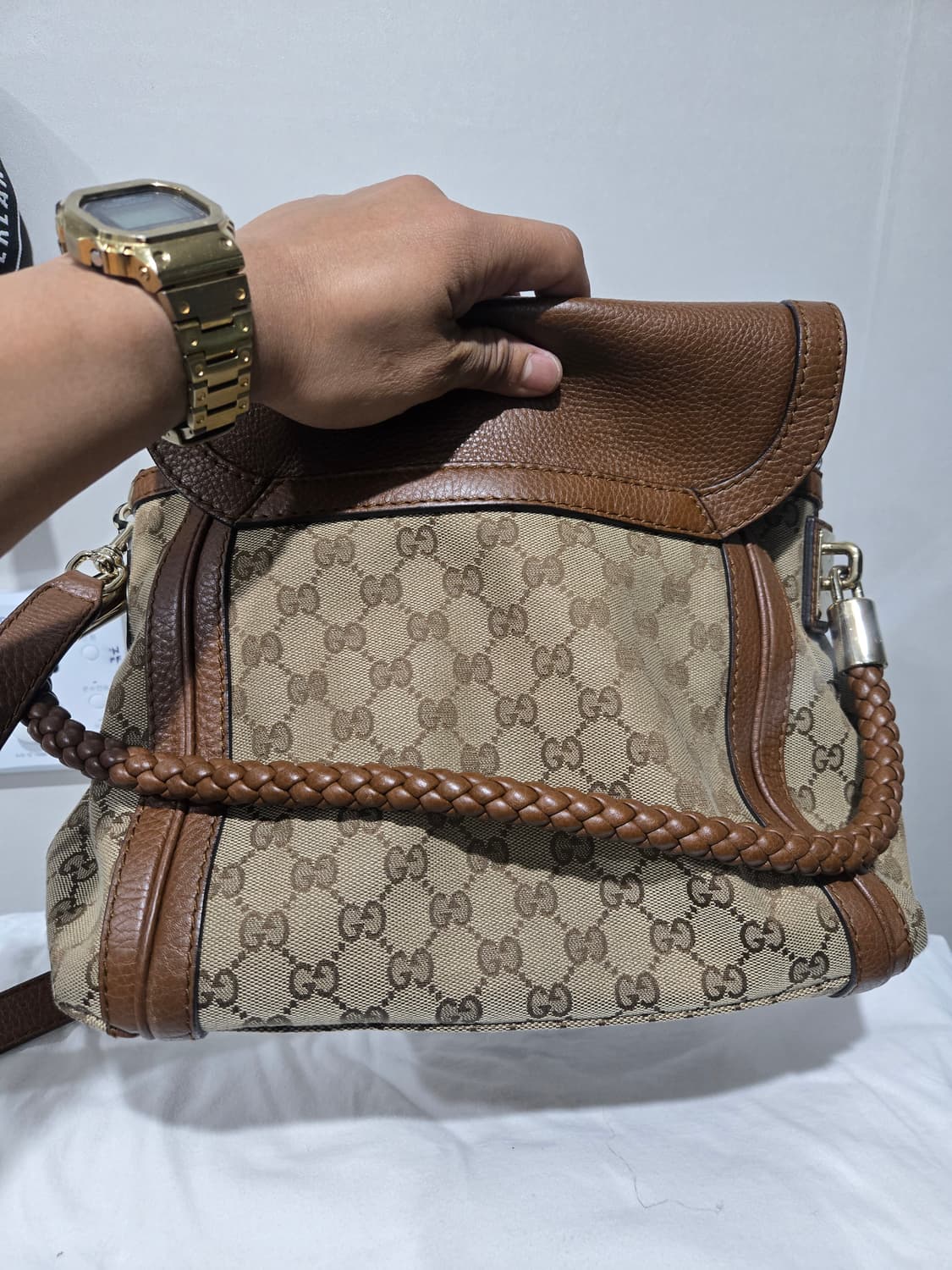 구찌 GG 캔버스 벨라 플랩 사첼백 상품이미지3