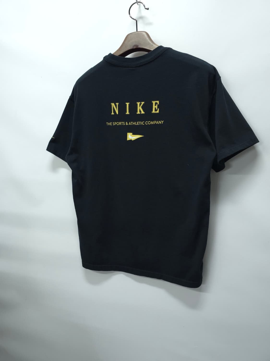 나이키 펜넌트 로고 자수 백로고 반팔 티셔츠 블랙 (100/L) 상품이미지7