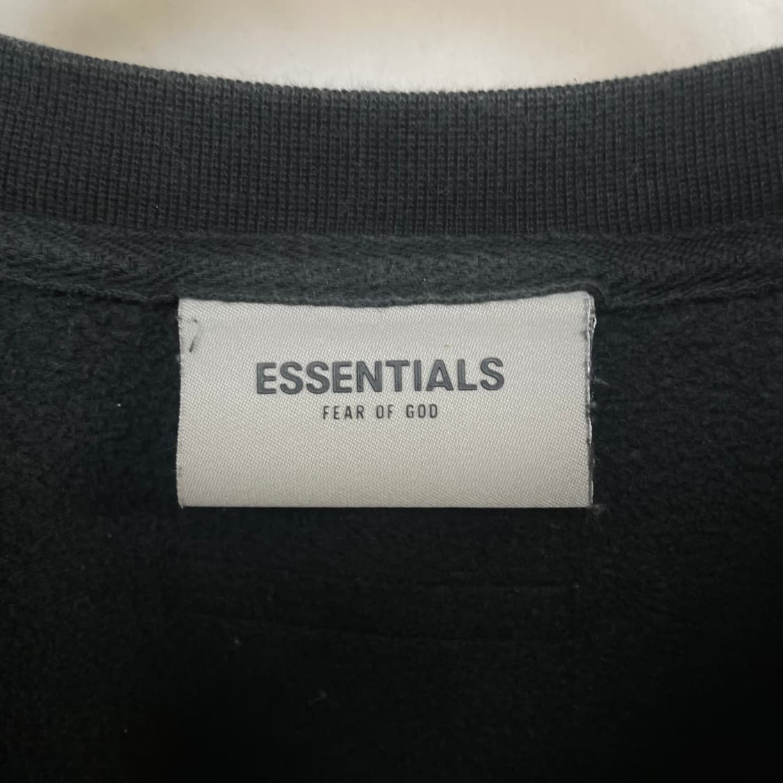 Essentials Sweatshirt 상품이미지5