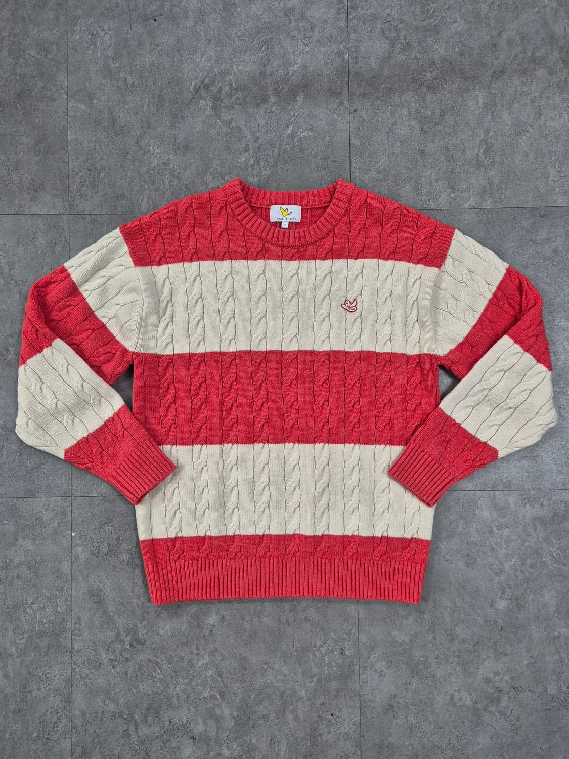 WHAT IT ISN'T 니트 상품이미지1