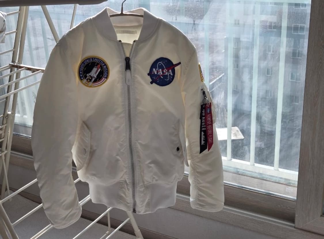알파인더스트리 NASA MA-1 화이트 항공점퍼 상품이미지2