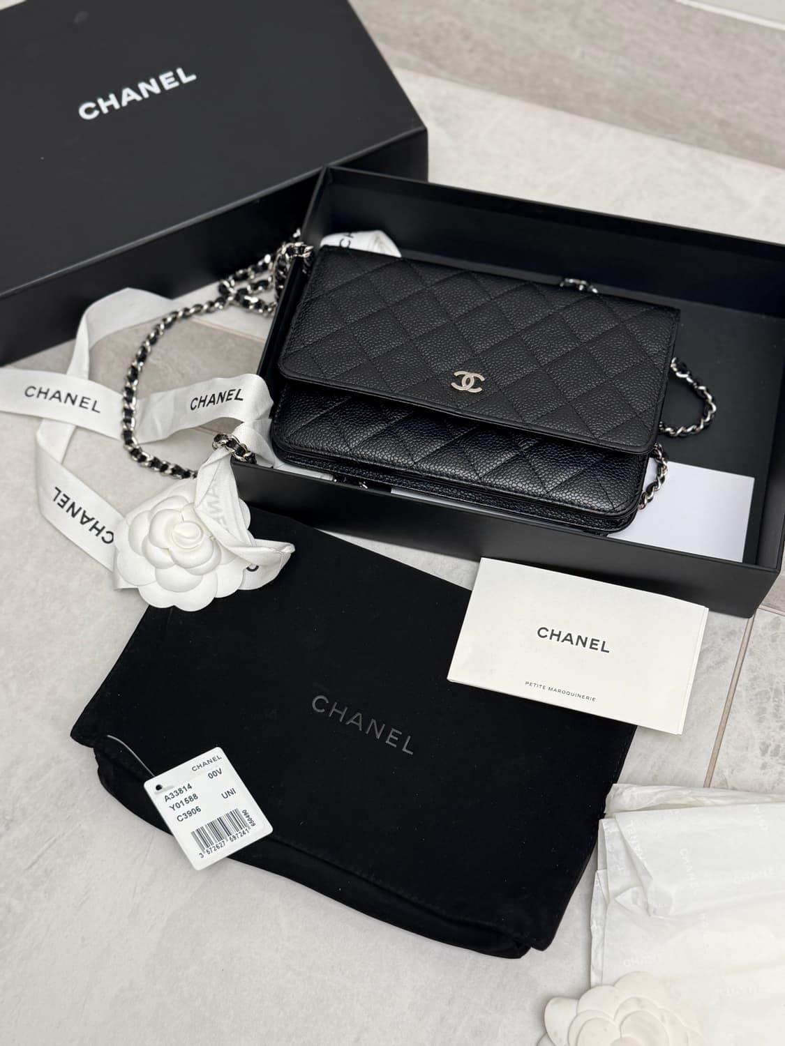 샤넬 블랙 캐비어 은장 체인 숄더백 상품이미지1