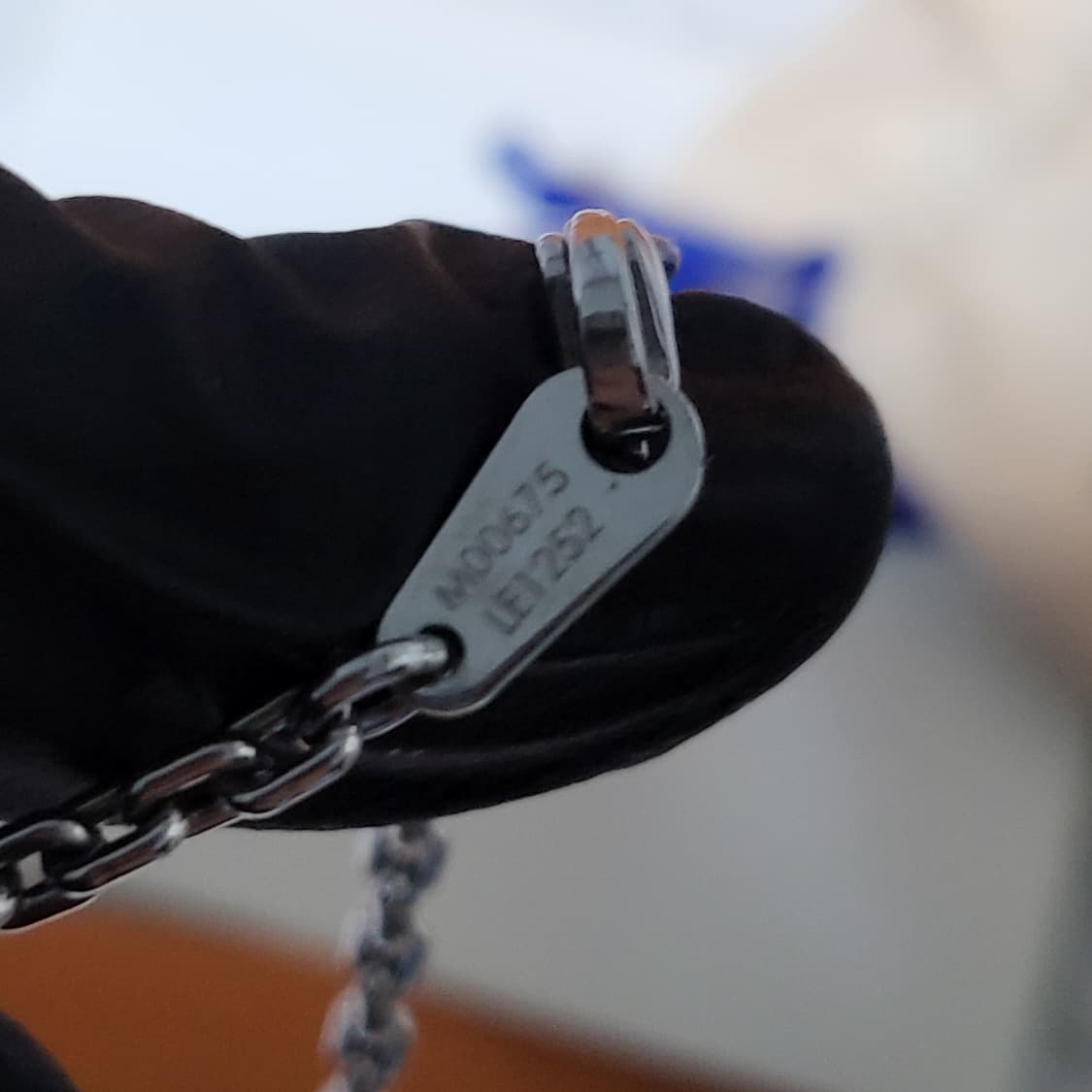 [새상품급/풀구성]루이비통 모노그램 볼드 목걸이 상품이미지5