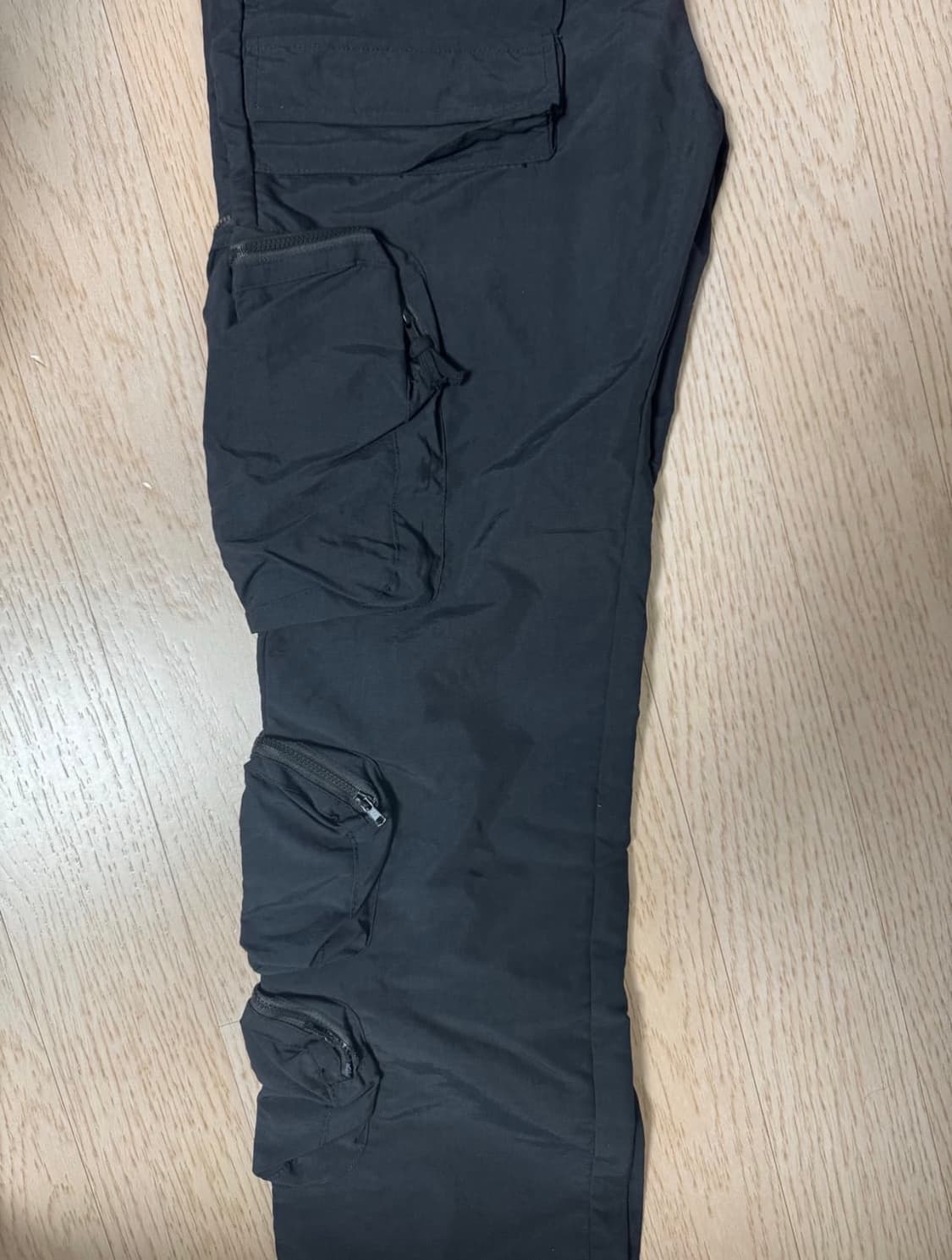 L) whoisjacov 멀티카고 팬츠 블랙 상품이미지4