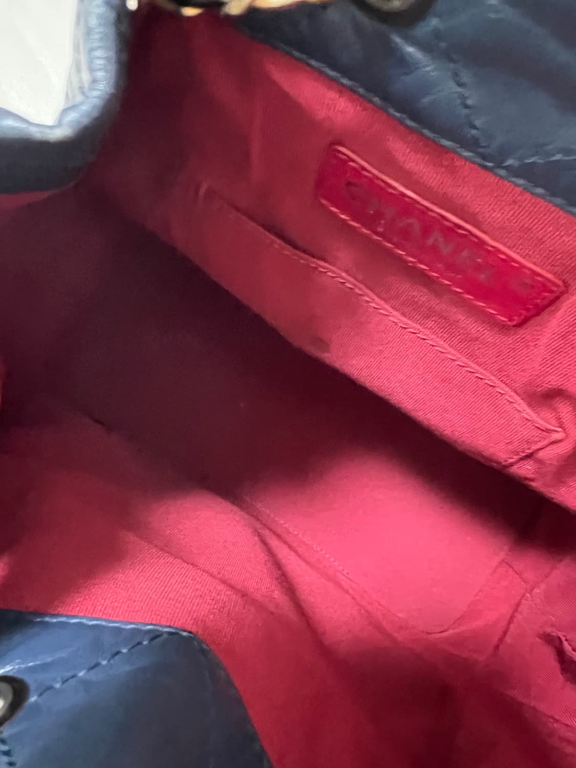 [정품] 샤넬 가브리엘 백팩 스몰 네이비 블랙 26번대 상품이미지3