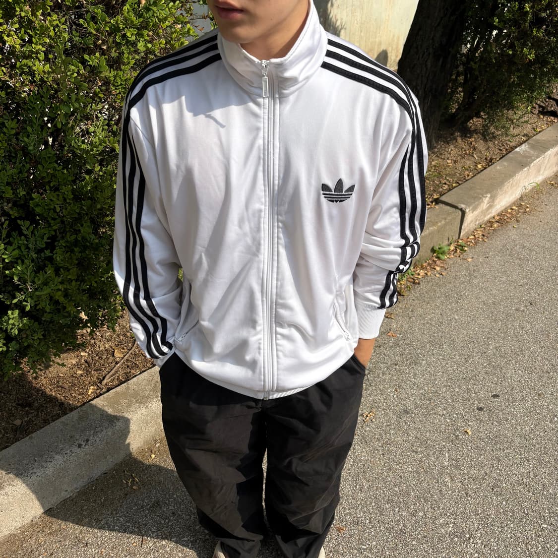 아디다스 Og 00s 파이어보드 화이트 트랙탑 져지 상품이미지1