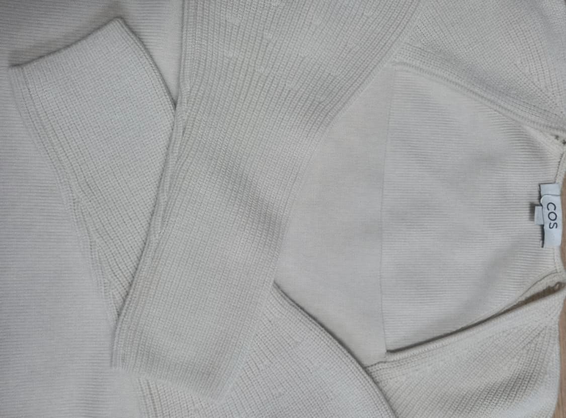 코스COS 스퀘어넥 니트 상품이미지5