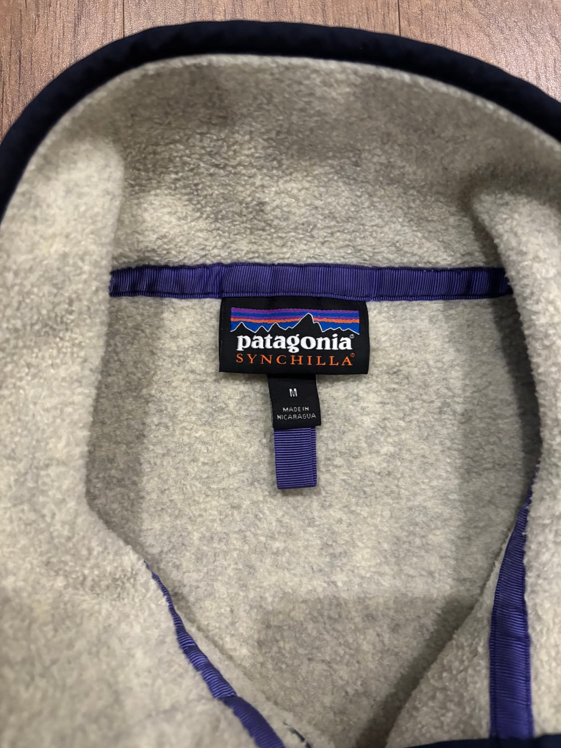 파타고니아 헤비웨이트 신칠라 오트밀 M사이즈 상품이미지5