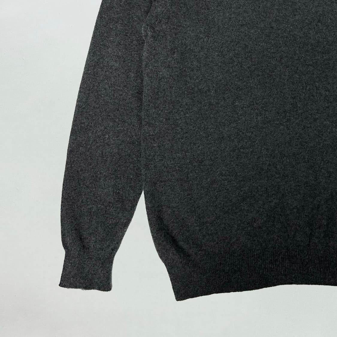 유니클로 캐시미어 100% 터틀넥 니트 상품이미지3