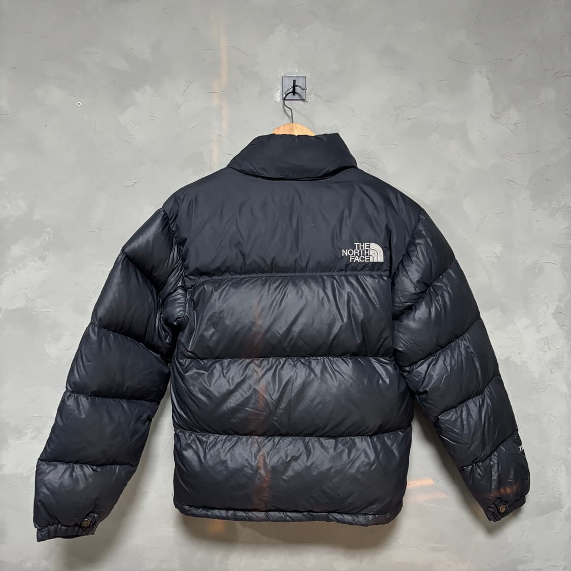 노스페이스 700 눕시 구스다운 패딩 블랙 상품이미지4