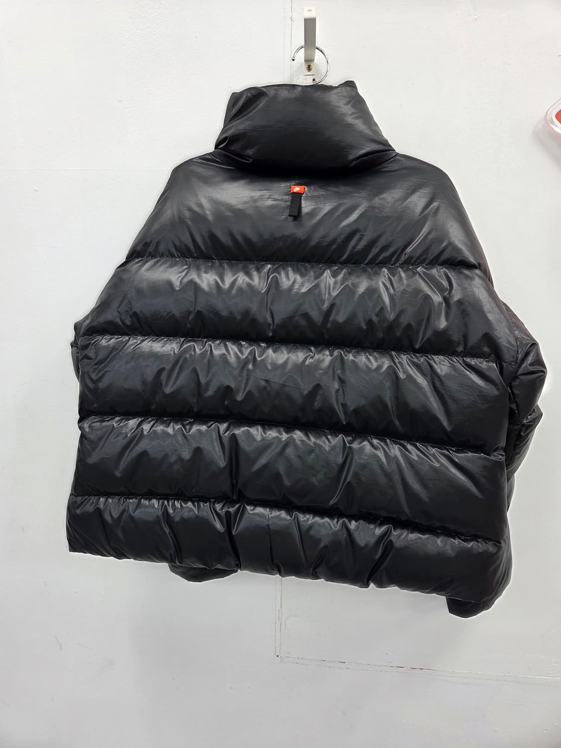 M 나이키 여성 써마핏 THERMA-FIT 블랙 숏패딩 상품이미지7