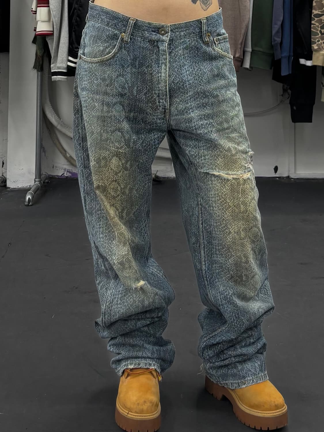 카라쿠리 타마시 뱀피 오리엔탈 데님팬츠 상품이미지5