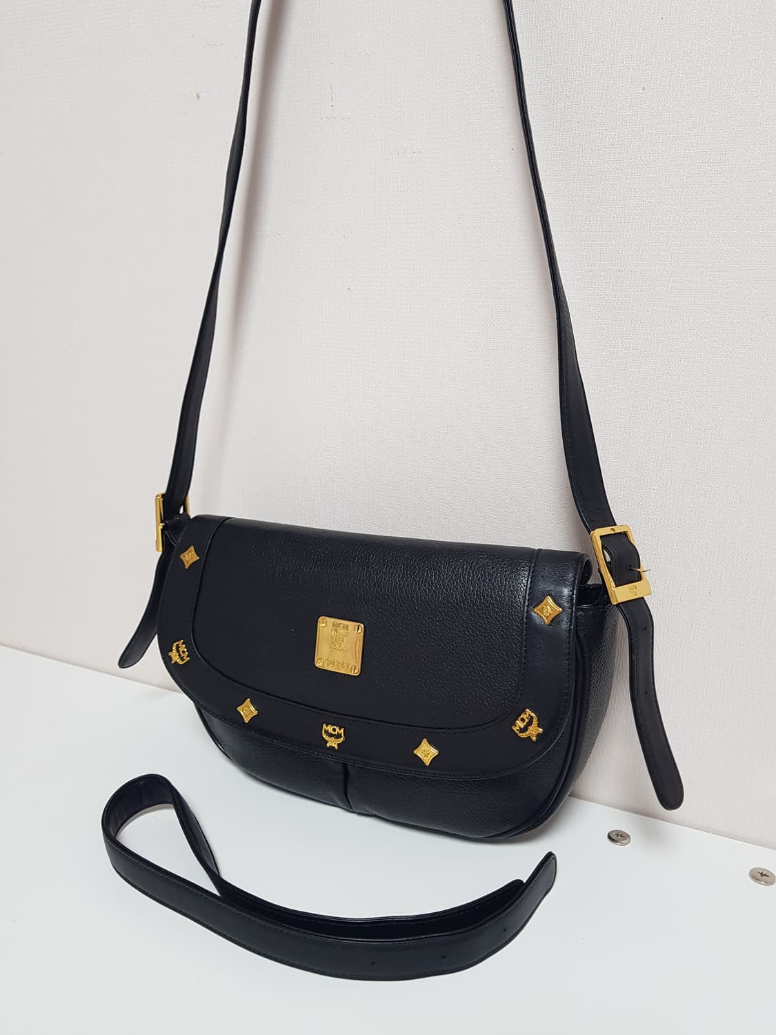 MCM 크로스 겸 숄더백 ㅡ 정품 상품이미지3