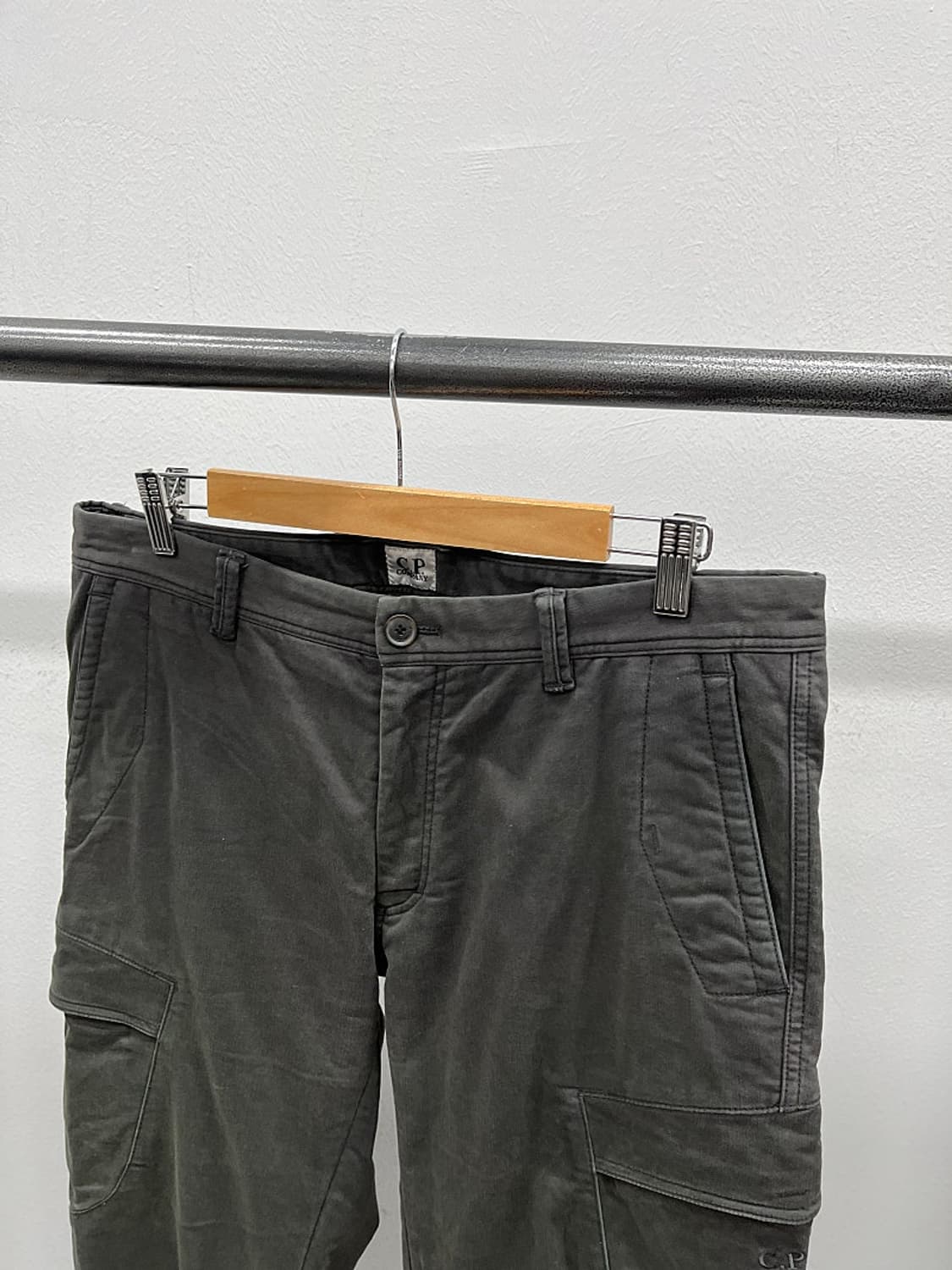 33) CP컴퍼니 몰스킨 스판 카고팬츠  상품이미지2
