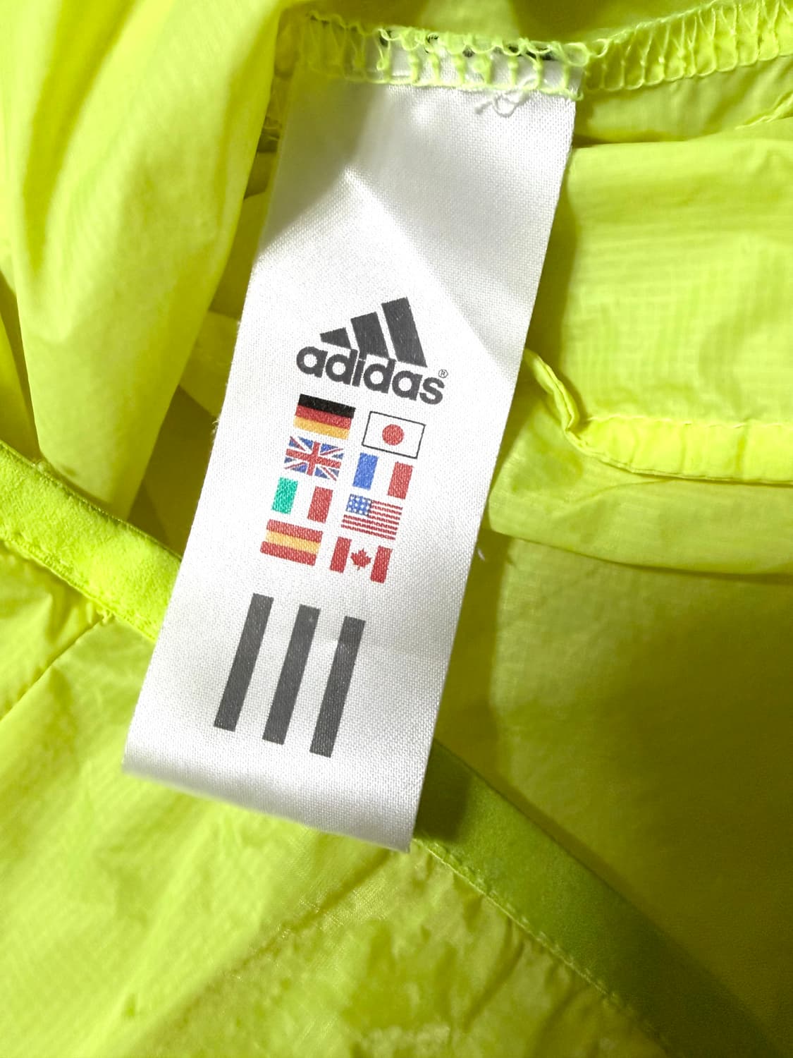 아디다스 윈드브레이커 하이넥 형광 바람막이 상품이미지3