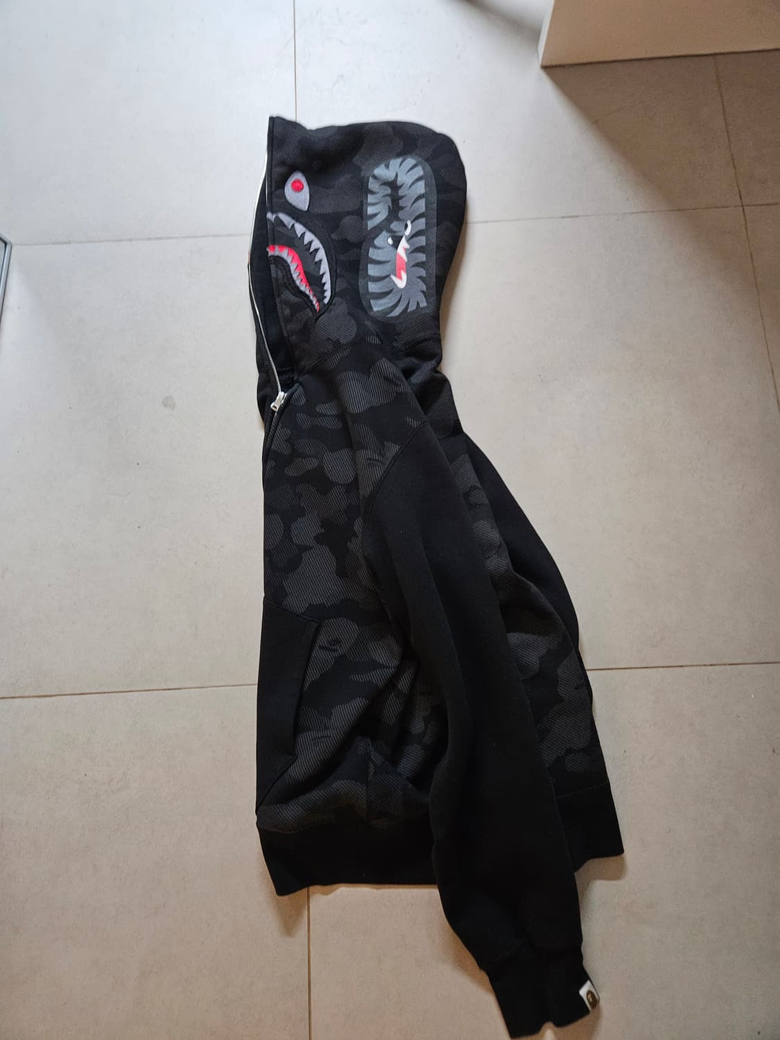 베이프 샤크후드 상품이미지1