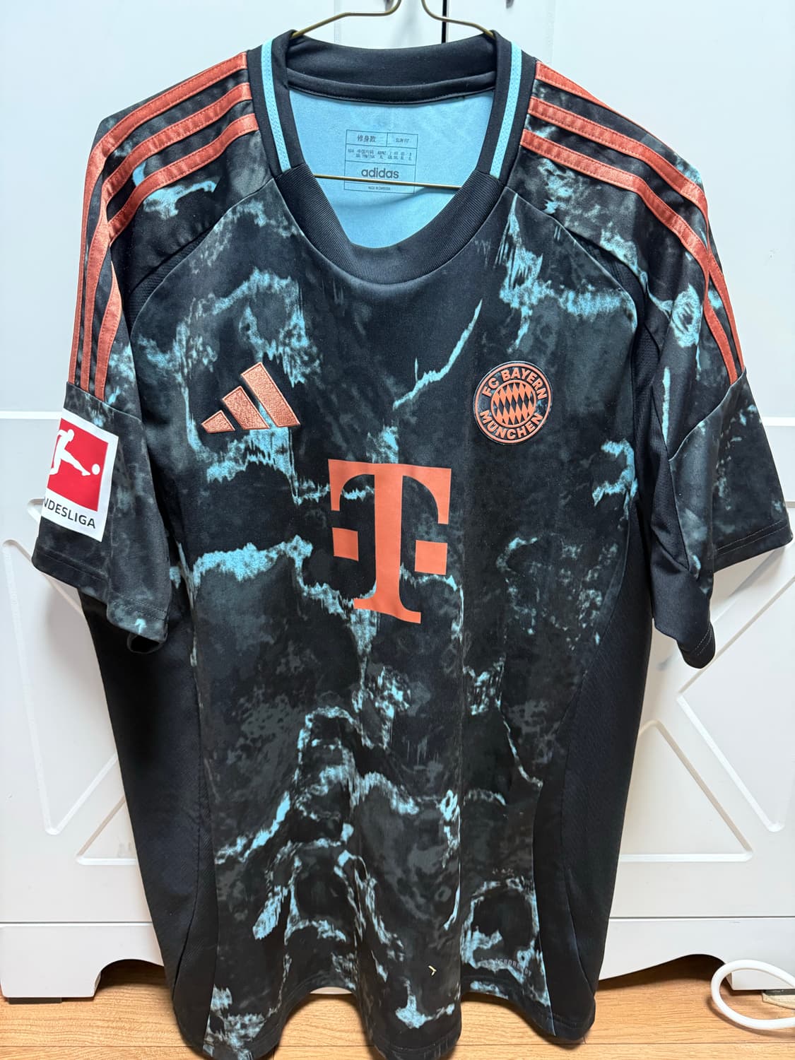 24-25 바이에른 뮌헨 키미히 유니폼 상품이미지1