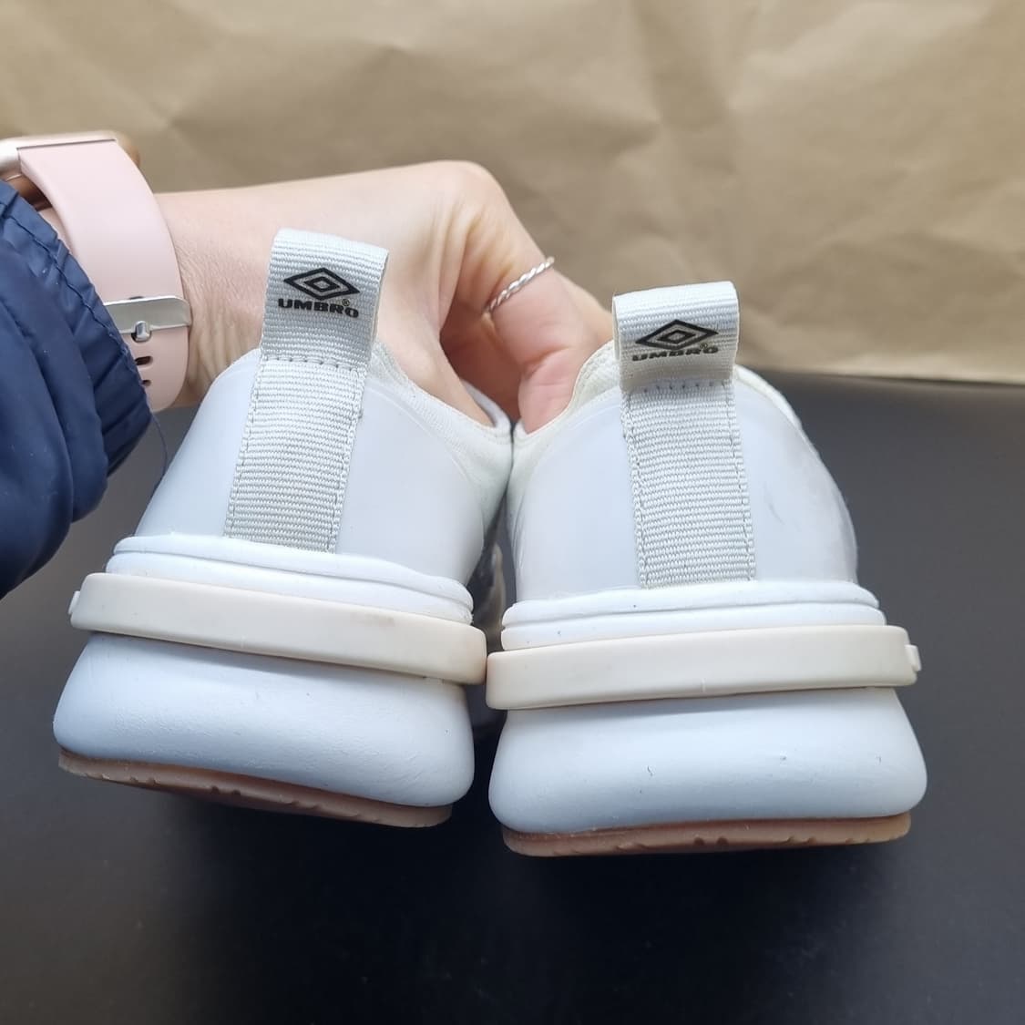 엄브로 토비 여성운동화245 굽 4.5 상품이미지4