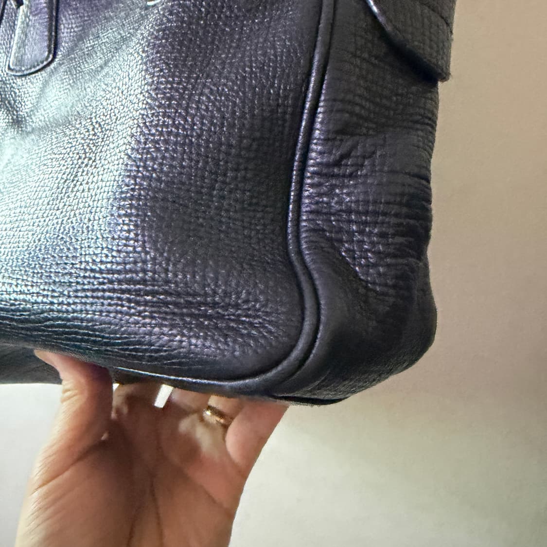 발리 버클로고 통가죽 브리프케이스 서류가방 토트 상품이미지3