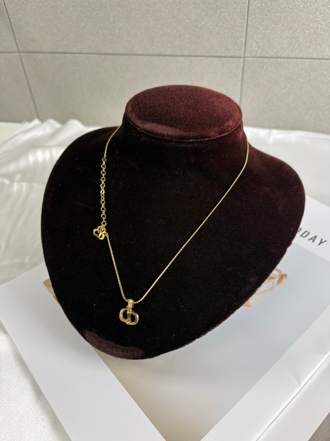 디올 빈티지 시그니처 목걸이 상품이미지7