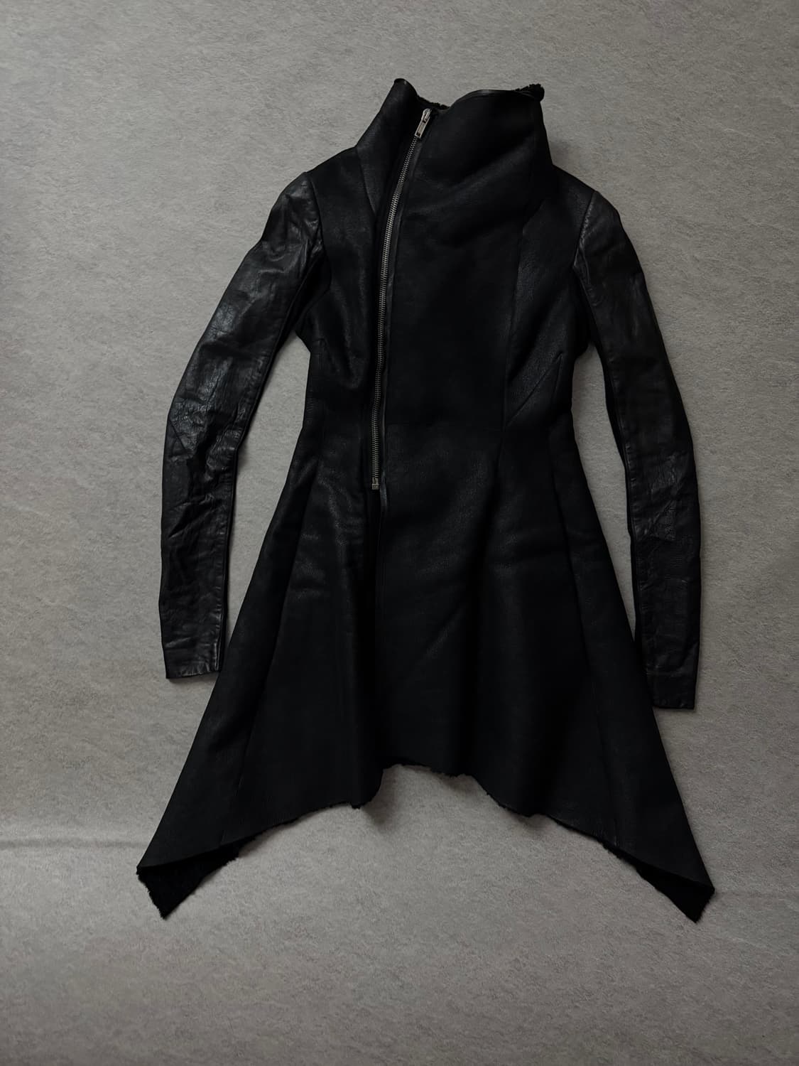 릭오웬스 램스킨 비대칭 롱무스탕 상품이미지2